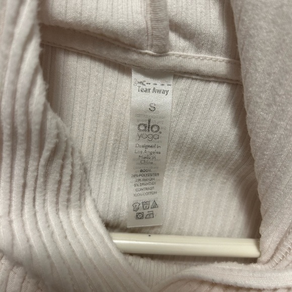 Alo muse hoodie in ivory - Picture 4 of 6